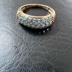 14k Gold Ring with Blue Stones